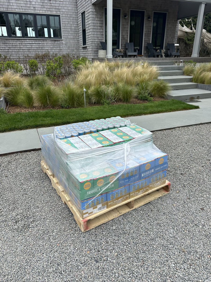 Dave Portnoy tweet media