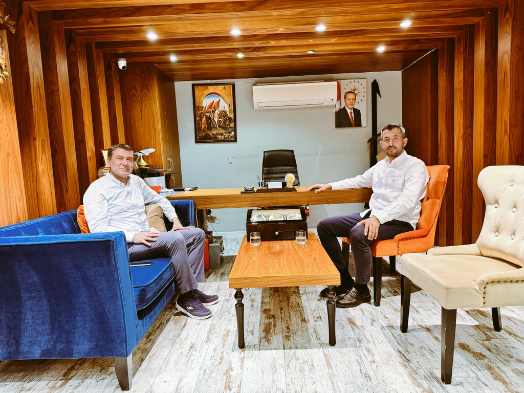 Bugün Serik Ak Parti İlçe başkanımızı işyerinde ziyaret ettim.Misafirperliginden ve keyifli sohbetinden dolayı teşekkür ediyorum.<a href="/alicetin_07/">Ali Çetin</a> <a href="/ahmetsoker7/">Ahmet Söker</a> <a href="/esmahancan07/">ESMEHAN CAN</a> 🇹🇷