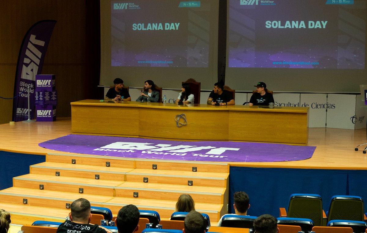 HeavyDutyBuild's tweet image. 🎉 To close the #SolanaDayGRX we learn about @solana in a panel with @danm_t @AndriuJose20 @Artur_RS_ @CouncilDAO_ @ArmyCripto with @salmaelouardi00 👏

In this ecosystem you can find support in your learning path no matter your background. &amp;amp; opportunities appear every day! 🌟