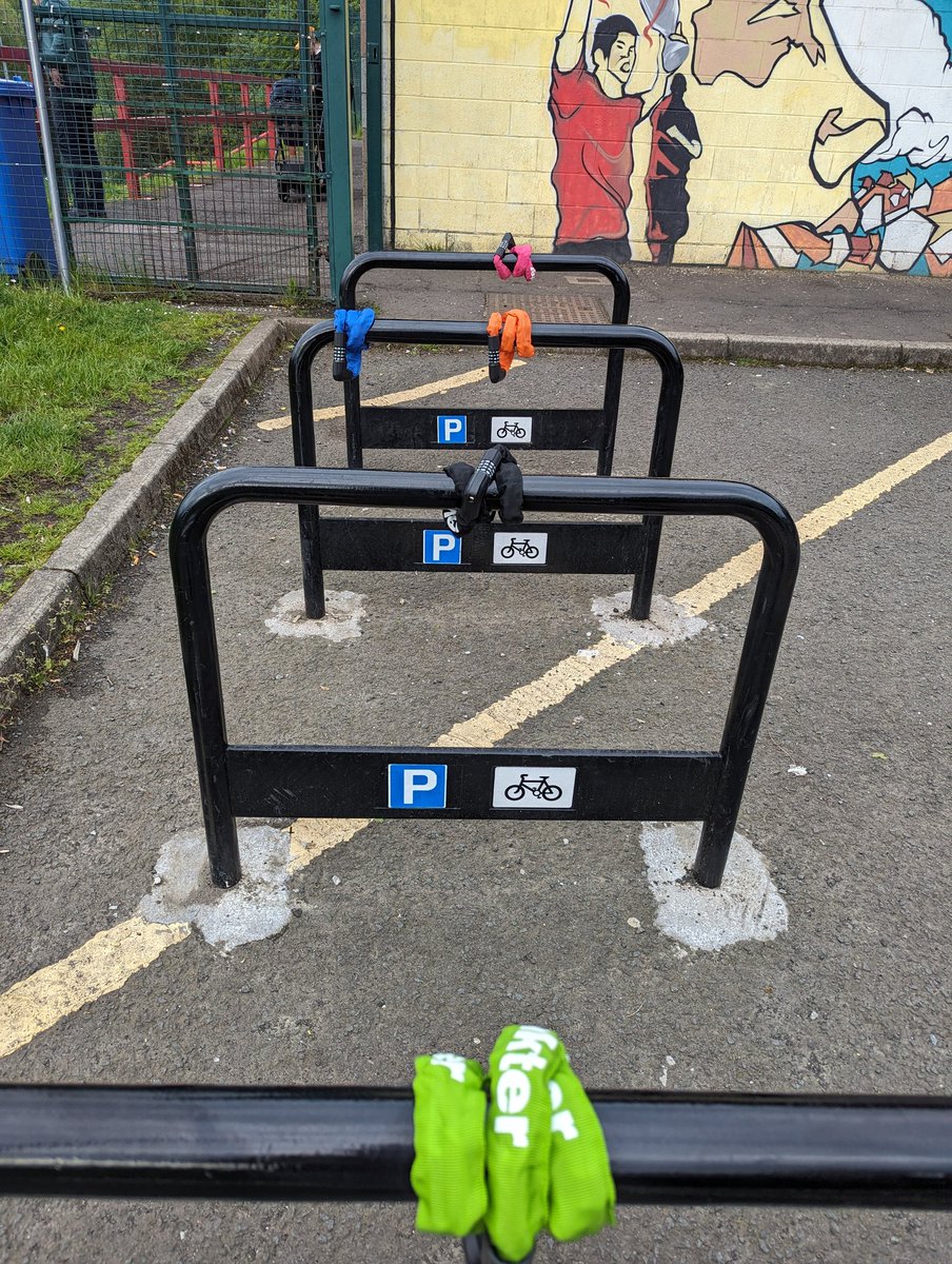 Bike and scooter locks @Barlia.
Ask at reception for access.
Keys will be kept in pavilion.

To support active travel to the facility, we are offering a loan of security locks to secure to the bike racks at the gate entrance or elsewhere. 

#barliapitchesmatter

#activetravel