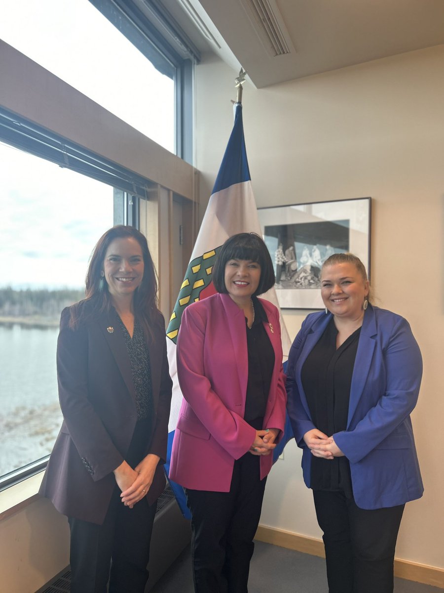 During a meeting with Ministers Cleveland and Wawzonek, we discussed our shared priorities, including protecting Canada's North, supporting development and the unique challenges faced by people living in the Northwest Territories.