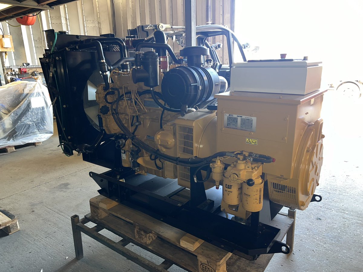 FarnesShaun's tweet photo. A recent little project helping with the build of this 100kva CAT generator. Full engine and control panel build https://t.co/6KPA4xFwu3