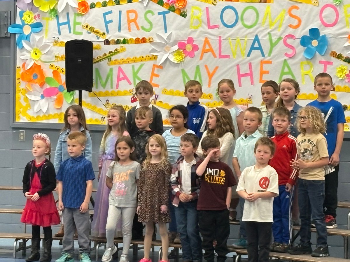 🎉 Celebration Day! 👏 Congratulations South Terrace Elementary in the Carlton School District for being recognized as one of our Minnesota Schools of Excellence. Your commitment to excellence and continual growth sets an example for schools everywhere. @donitastepan @ksolarz10