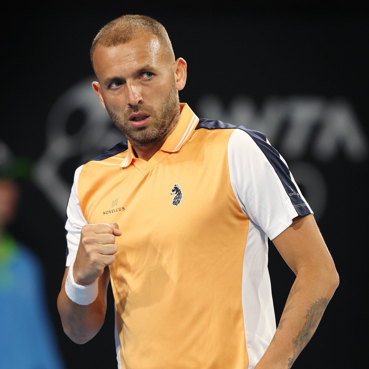 Dan Evans makes a winning start at the @BNPPprimrose! 🙌 Dan defeated Hugo Grenier 6-4, 6-4 to progress to the last 16 in Bordeaux #BackTheBrits 🇬🇧