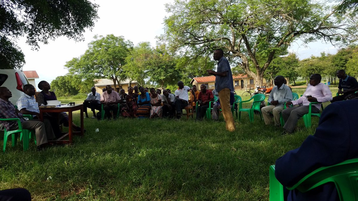 Kaseseyout7741's tweet photo. KYIOCC has today been in muhokya informing and training farmers on how to take care of the bamboo trees that will be planted on Monday 20th along river muhokya.
PLANT IT FOR MUHOKYA. https://t.co/fVxZKesTTZ