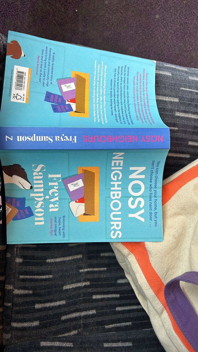 Just finished another fabulous read from the lovely @SampsonF - Freya’s books are just wonderful. 

A real masterclass in writing rich and varied characters with true pathos.

⭐️⭐️⭐️⭐️⭐️

And another @FaberAcademy graduate 😘

#NosyNeighbours is out now from @ZaffreBooks