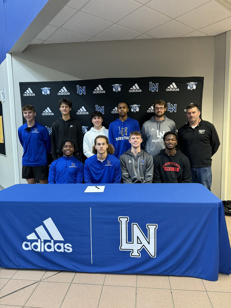 Lake Norman Men’s Basketball (@lakenormanmbb) on Twitter photo Congratulations to <a href="/SantanaLynch_10/">Santana Lynch</a> signing to play with <a href="/HSCBasketball/">H-SC Basketball</a> today. #thelakeshow Congratulations to <a href="/SantanaLynch_10/">Santana Lynch</a> signing to play with <a href="/HSCBasketball/">H-SC Basketball</a> today. #thelakeshow