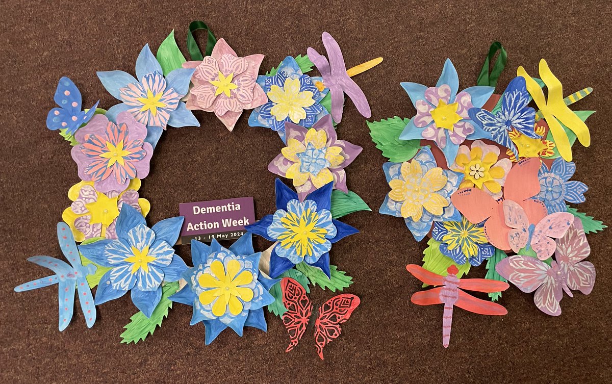 Fab @creativemojo #ForgetMeNot artwork for this week's #DementiaActionWeek. With the residents & staff at #LindenGrange #CareHome #Nuneaton having a wonderful time painting & then stencilling all these flowers, butterflies & dragonflies to create these 2 beautiful decorations🥰