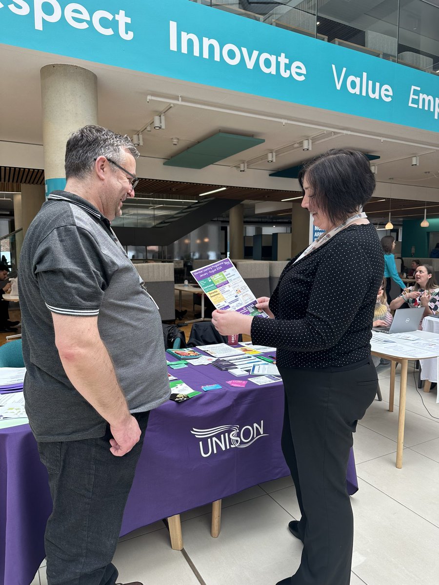 UNISONEMidsLMD's tweet image. Day 3 of #Learningatworkweek seems to have been a success! Author talks at Lincoln City, Creative Writing &amp;amp; Wellbeing at Leicester College, craft sessions, plus stalls galore across the region!  Thank you to all the amazing @UNISONEastMids Reps who&apos;ve been out and about!