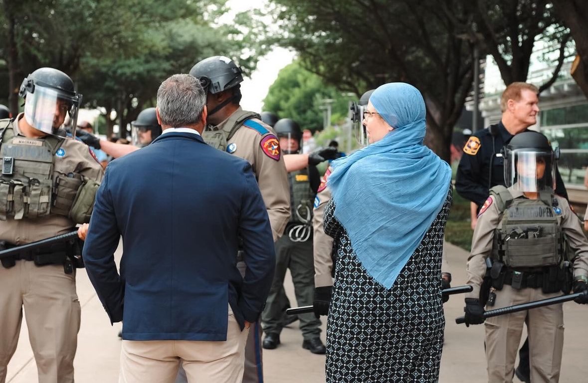 WOW—this submission comes from UT Dallas. The two non-police adults are professors that were arrested. How is that legal?