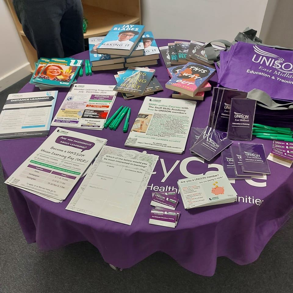 UNISONEMidsLMD's tweet image. Day 3 of #Learningatworkweek seems to have been a success! Author talks at Lincoln City, Creative Writing &amp;amp; Wellbeing at Leicester College, craft sessions, plus stalls galore across the region!  Thank you to all the amazing @UNISONEastMids Reps who&apos;ve been out and about!