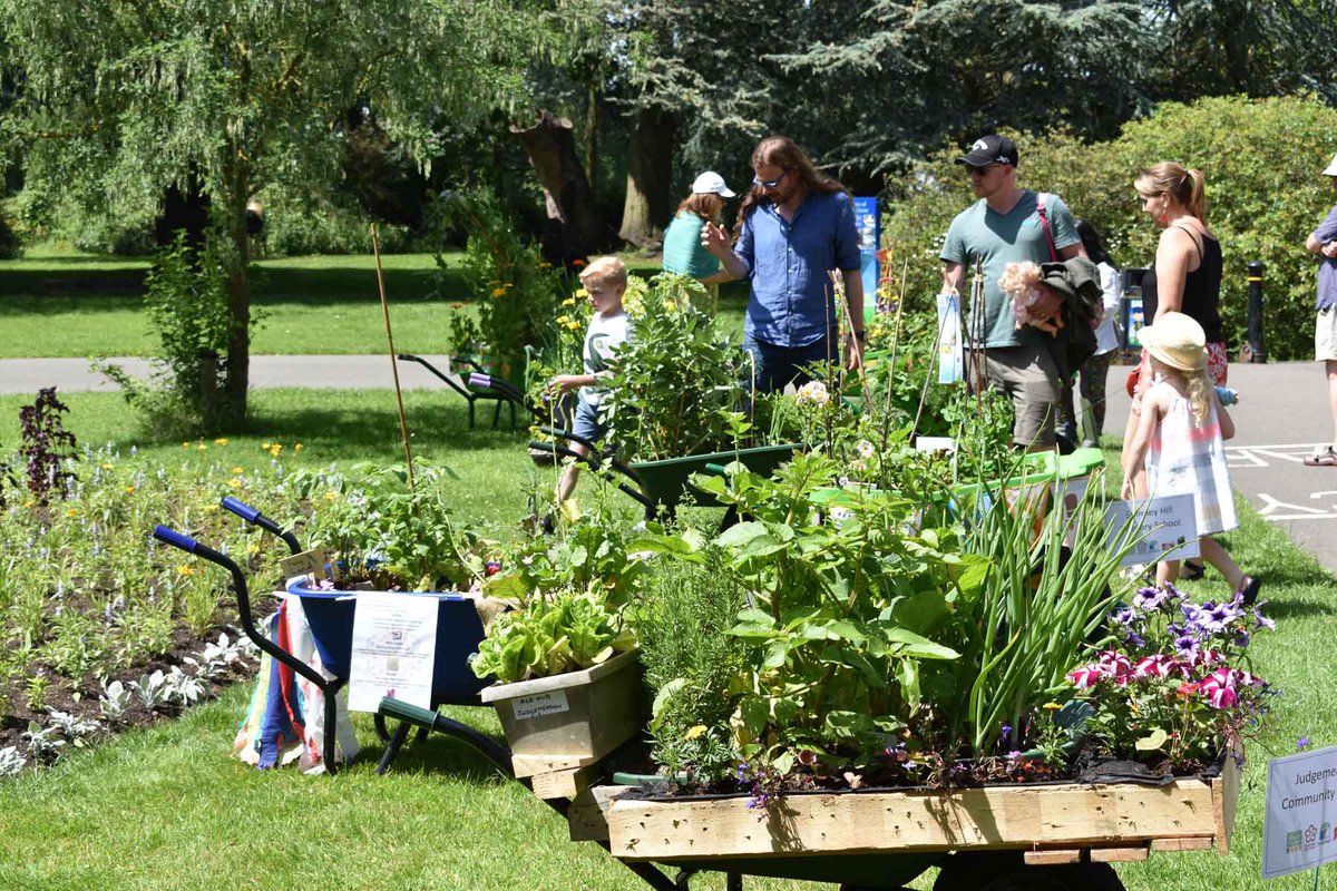 Leicester’s Mealbarrow Extravaganza!

Free event showcasing food grown in wheelbarrows by #Leicester school children. Join us for a free day out celebrating the Grow Your Own Grub Competition!

Saturday 6 July 11am - 3pm #AbbeyPumpingStation
leicestermuseums.org/event-details/…