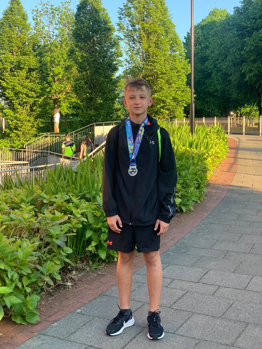 He's done it again! Congratulations to Gregory on his recent successes in the Killarney Invitational Gala and Munster LC Championship. Dedication and diligence pays off! Maith thú a chara! @NenaghGuardian @ActiveFlag @swimireland #dedication
