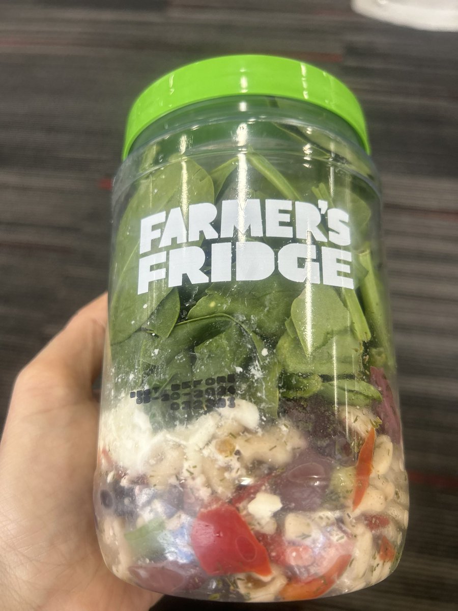 I don’t typically associate vending machines with healthy food but <a href="/FarmersFridge/">Farmer's Fridge</a> delivered big time at <a href="/flystl/">STL Airport</a>. Not a lot of good food options here. The Greek salad (in a jar) was fresh + delish 🙌 Will def try more in the future…
