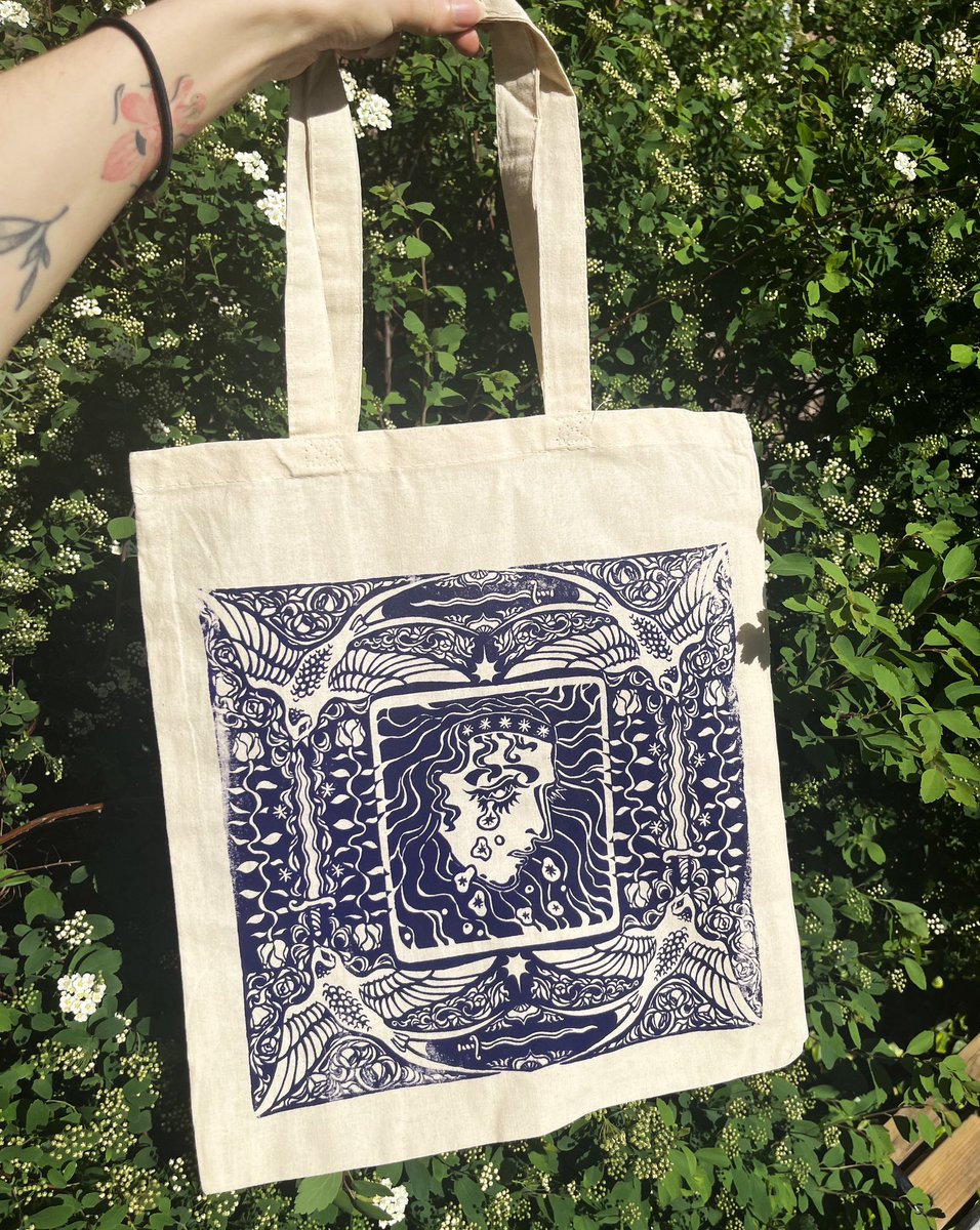 my sh*p update is live now!! got 4 new silkscreened shirt designs and 3 totes up! boosts and shares are v much appreciated too 💖 THANKS YALL (link below)