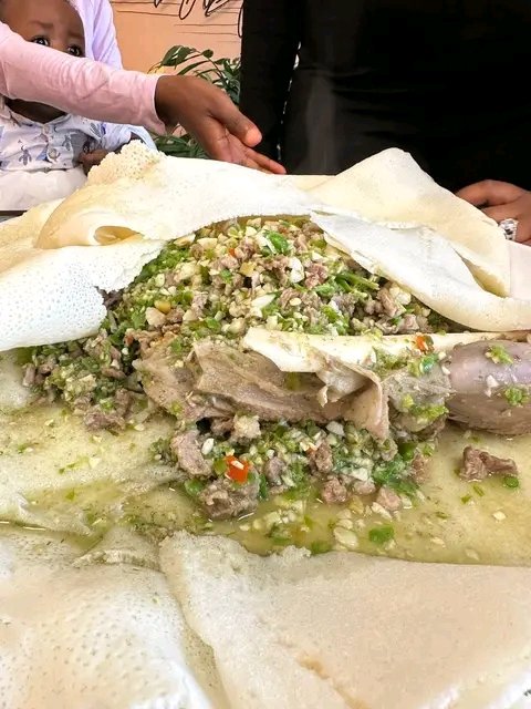 MitikuTadele7's tweet image. Ukkaamsaa Dambi Doolloo mag.FINFINNEEtti jalqabeera. 
0912094148