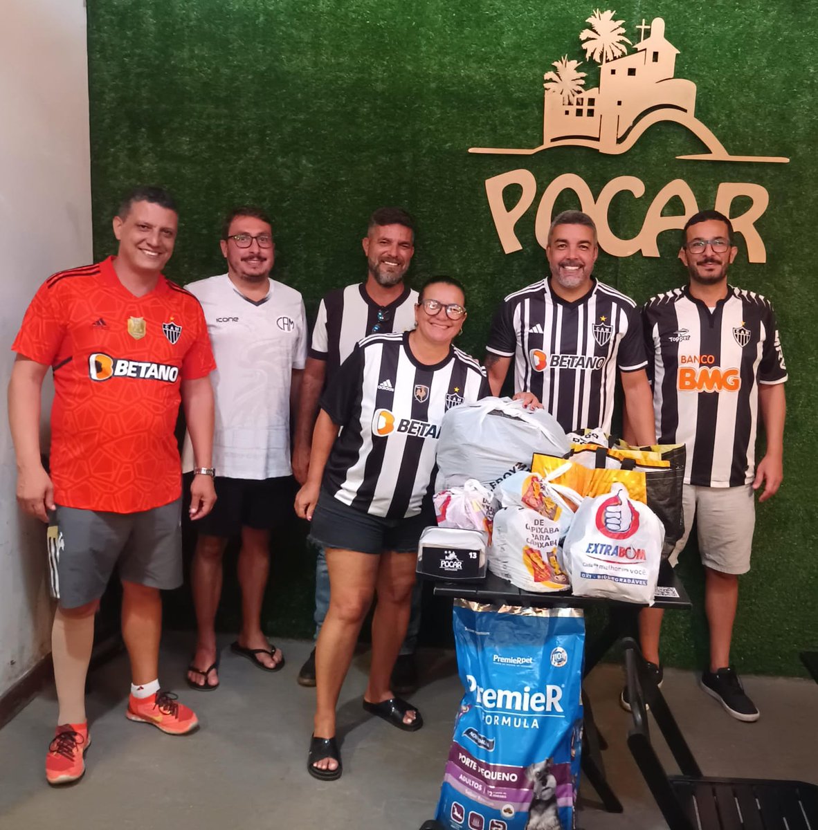 GaloCapixaba's tweet photo. Ontem teve Gol de placa, mas nem estamos falando do jogo! Quem compareceu no #PocarGastrobar saiu com o coração felizmente que o resultado do jogo tenha sido negativo. Nossa solidariedade ao povo do RS.

@Atletico @BetoCaetano @CrisGalo @ConsuladosGalo @galonaveio @instutodogalo https://t.co/0V6JmRJLmh