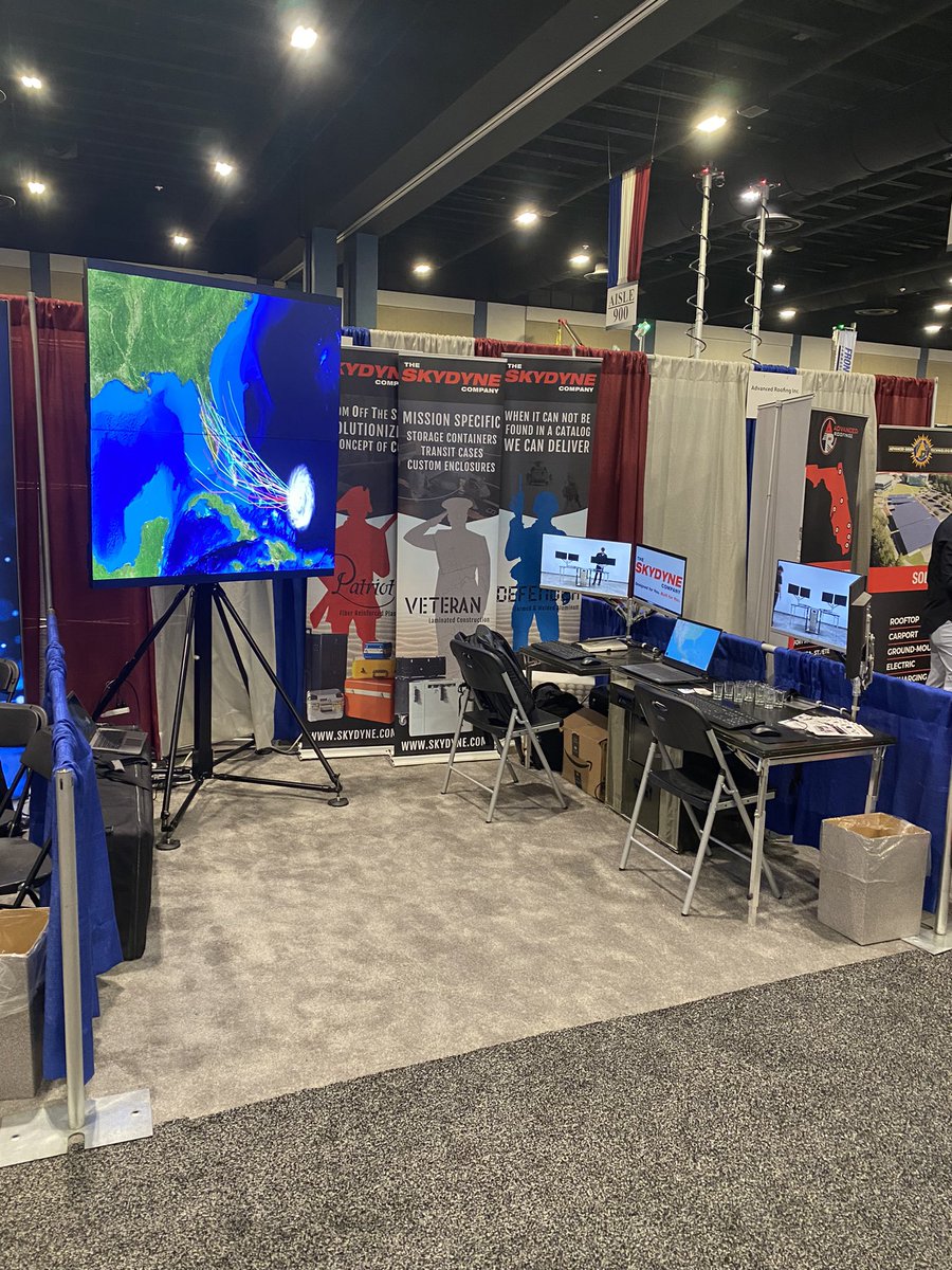 Skydyne at the Governor’s Hurricane Conference in West Palm, Florida this week. Stop by to see our latest emergency and expeditionary support equipment featuring @christiedigital monitors. #theskydynecompany #mobileworkstation #fielddesk #mediawall #rapiddeployment #monitorstand