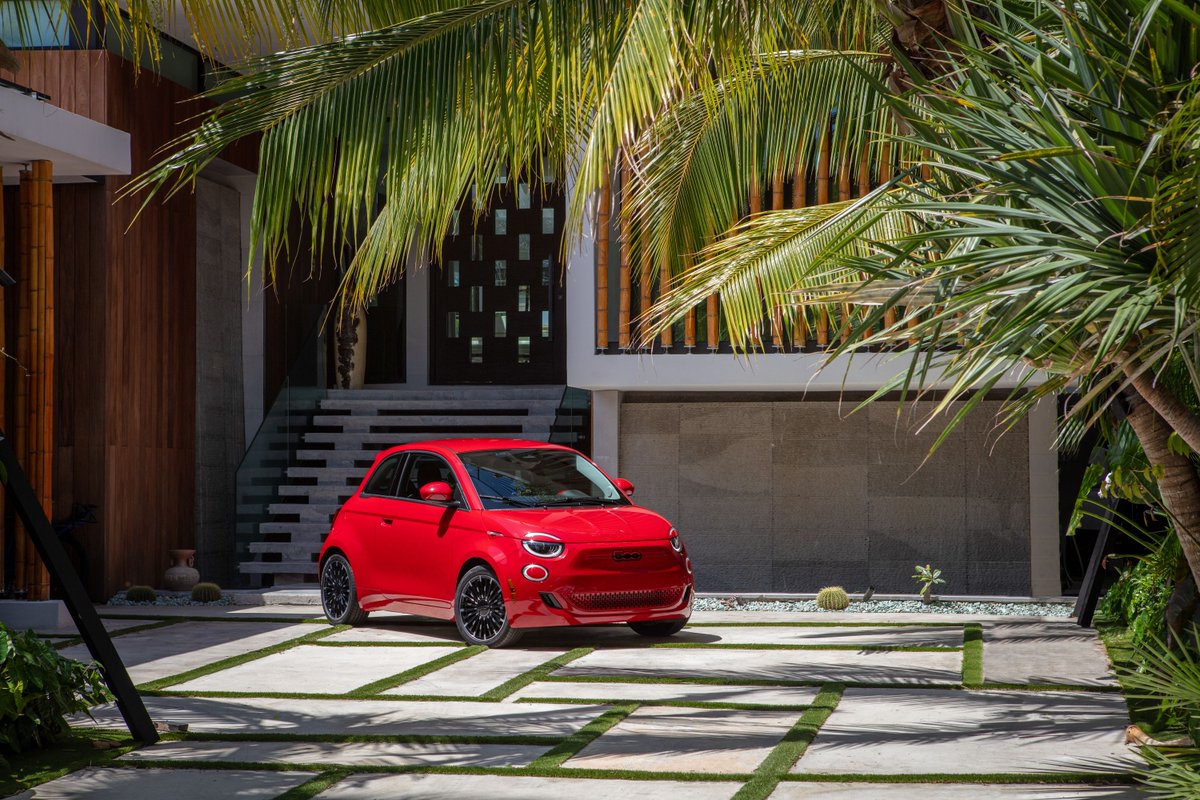 Fully-electric and fully incredible. The FIAT (500e)ᴿᴱᴰ supports FIAT’s commitment to help fund life-saving healthcare programs. @FIATUSA