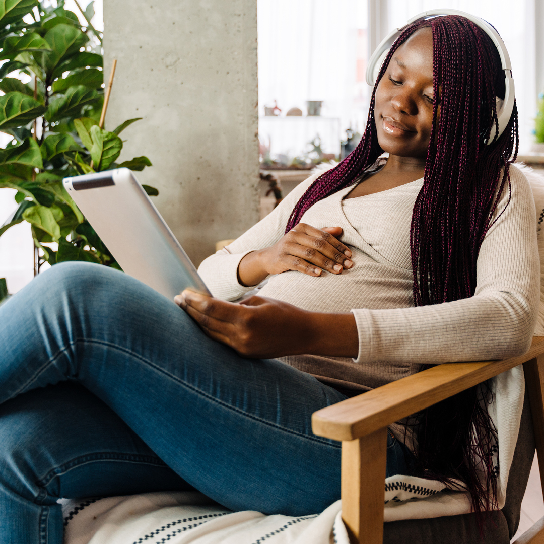 It’s National Women’s Health Week! Physicians can play a crucial role in improving #BlackMaternalHealth by understanding cultural preferences, leveraging technology, and engaging in community initiatives. Learn more: ow.ly/6NeX50RGCLa #HealthEquity #NWHW