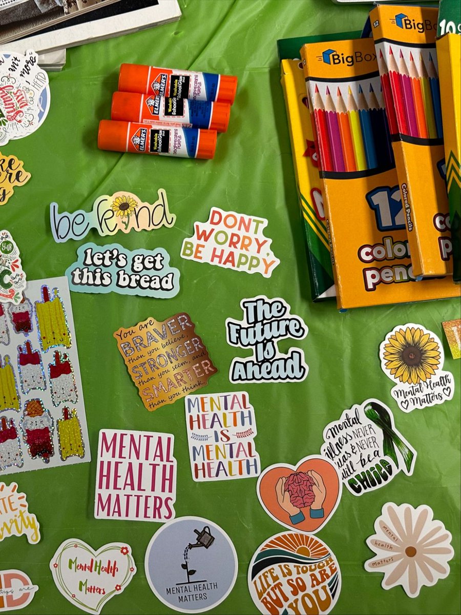🧠Mental Health Awareness Month in PCPS has been full of activities for staff and students that focus on maintaining wellness, eradicating the stigma, and extending support. #supportsquad #mentalhealthawareness #traumainformedschools
