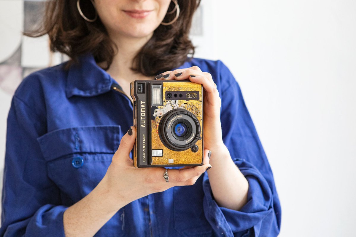 We've just launched two new Lomo’Instant Automat Cameras featuring some of our favourite artworks by Gustav Klimt – the Gold Leaf Edition and Water Serpents II / Maiden Edition. Take inspiration from this iconic artist every time you pick up your camera! buff.ly/3UI7mJR