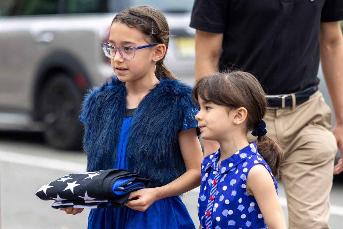 The #NationalPoliceWeek Flag Raising​ took place at the Jersey City Police Memorial Statue on the corner of Montgomery and Marin Blvd. The family of fallen officer Detective Melvin Vincent Santiago was in attendance and the daughters of fallen officer Detective Joseph Alan Seals.