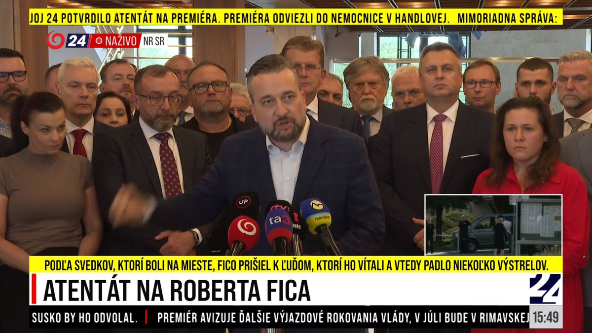 To, že někdo spáchá atentát na premiéra demokratické země je šílený. Podobně šílená je reakce slovenských poslanců. Zcela nepokrytě vyhrožují novinářům a opozici a obviňují je ze zodpovědnosti za útok. Střelcem byl 61 letý muž z Levic. Fico je mimo ohrožení života.