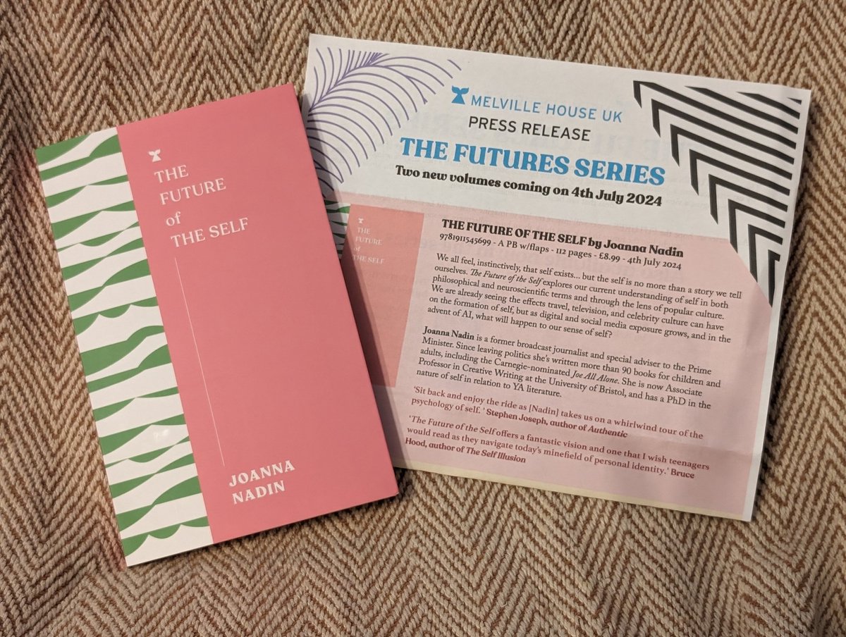 Books By Your Bedside tweet media