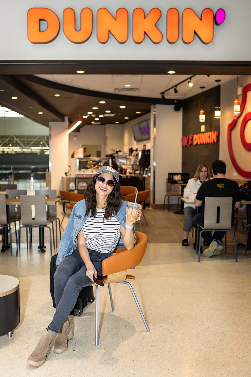 Find your favorite spring & summer drinks at our full-service @Dunkin. Great for breakfasts & all-day treats on the way to your Breeze Airways, Frontier Airlines & Southwest Airlines flights from Long Island MacArthurAirport. #travelfinds #longisland #10best @HMSHost