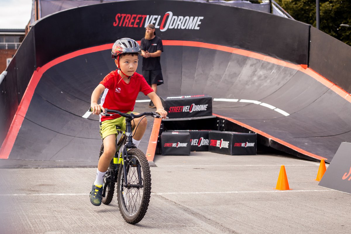 THIS JUNE: @streetvelodrome will return to Lichfield and Burntwood next month. 🚲 Cyclists aged 4 and upwards can enjoy track cycling for free on Saturday 29 June at Lichfield’s Beacon Park and Sunday 30 June at Burntwood Leisure Centre. Find out more: tinyurl.com/yf989kst
