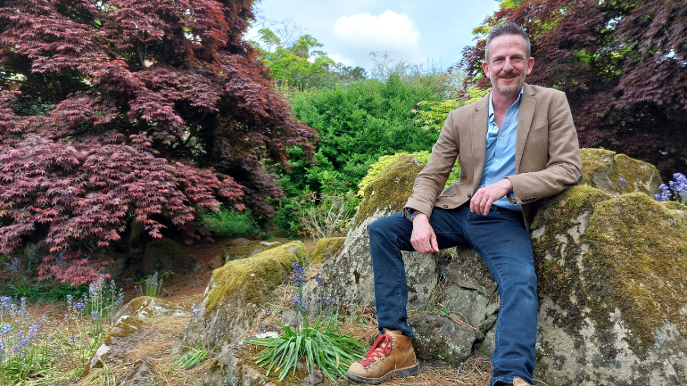 News | Gardeners’ World presenter puts his roots down at University of Leicester’s city oasis ➡️ le.ac.uk/news/2024/may/… #CitizensOfChange | @nickbailey365 @GWandShows