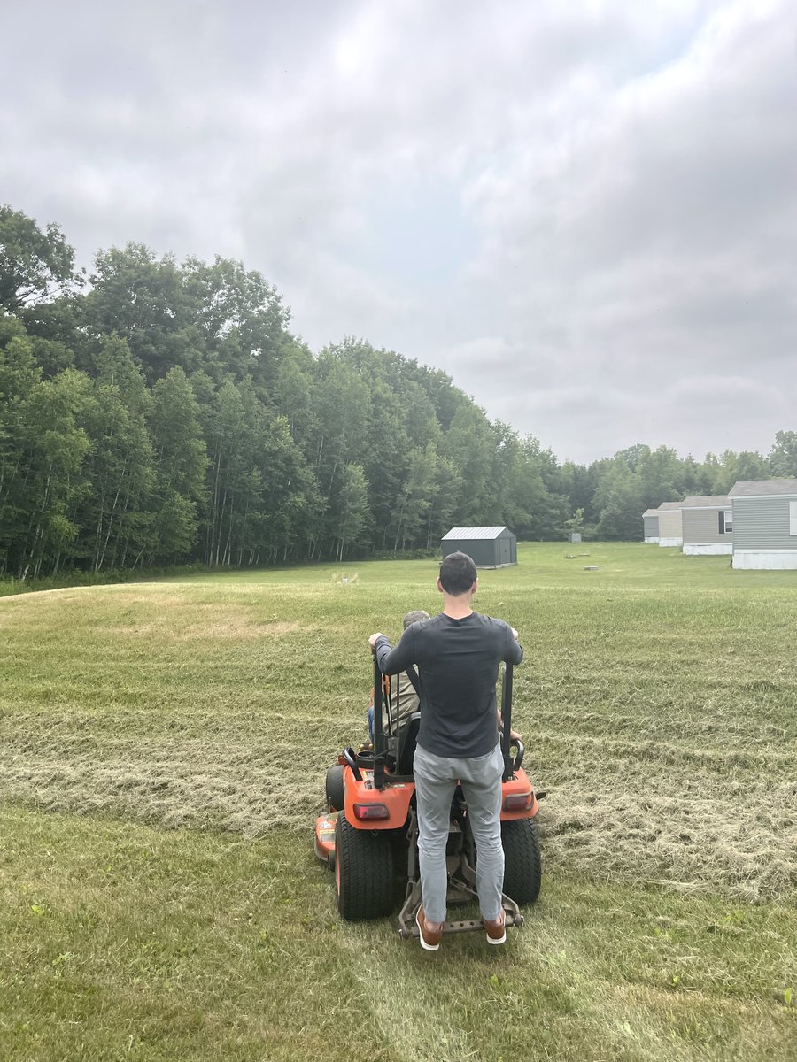 New real estate investors make these 5 mistakes on their first deal

Number 3 especially 👇

1. Not budgeting enough for repairs &amp; maintenance
2. Being over-optimistic with rent growth &amp; infill assumptions
3. Completely leaving out landscaping/snow removal costs (these are high)