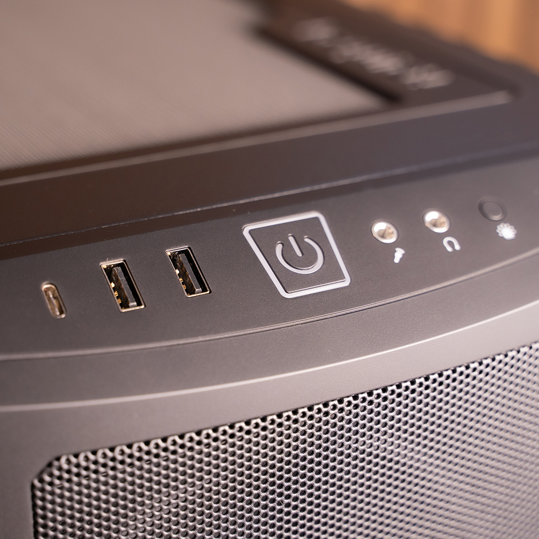bequietofficial's tweet photo. The Shadow Base 800 series is designed to maximize 2 factors: airflow and space.
#ShadowBase800 #ARGB #pccase #pchardware #bequiet https://t.co/65mkn3dTDh
