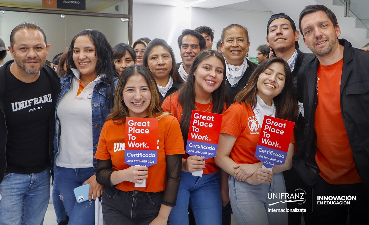 🎉✨ ¡Somos un gran lugar para trabajar y lo festejamos en grande!

Este reconocimiento de @gptw_bo refleja el compromiso con el bienestar de nuestro equipo, el alma de #Unifranz.

¡Gracias a todos por ser parte de este !

#UnifranzLaPaz #TransformaciónEducativa