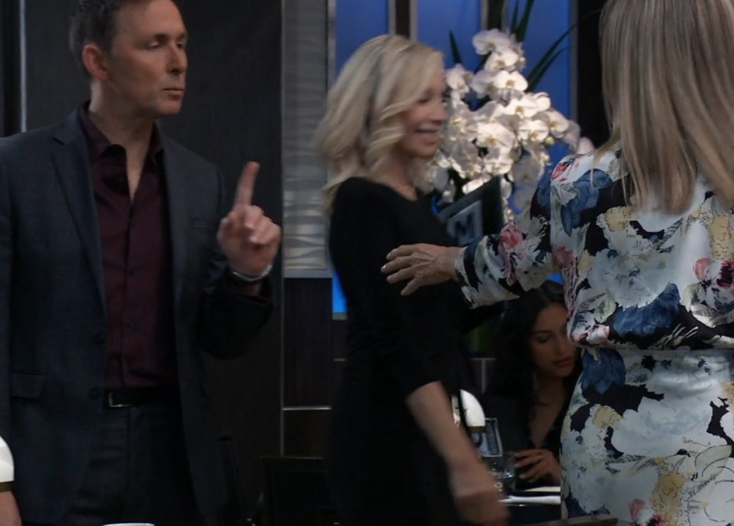Valentin says there are multiple blondes in Sonny's orbit. 2 of them are Nina & Trish! 😍🤩 @RamishTrish #GH The other two blondes in Sonny's orbit are Carly and Ava. They make up the core #MetroCourtBlonde TEAM! 👱‍♀️💛🙌 Bring on the blondes! Let's confuse Valentin more! 😆