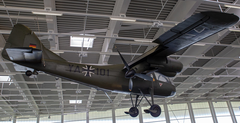 Dornier Museum Friedrichshafen #aviation #aircraft #airplanes #avgeek #aviationphotography #deutschland #dorniermuseumfriedrichshafen #germany #museum #planes #dornier #friedrichshafen #highlight (Flickr 25.04.2019) flickr.com/photos/7489441…