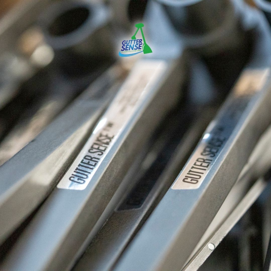 GutterSense's tweet photo. Our Gutter Sense tool is crafted with durability and quality in mind. Made from sturdy materials and designed with precision, each component is built to last.

Learn more here: https://t.co/hoWfVp0CGb

#Gutters #Gardening #CleanGutters #GutterCleaning #GutterTools https://t.co/0ODKKrCFC3