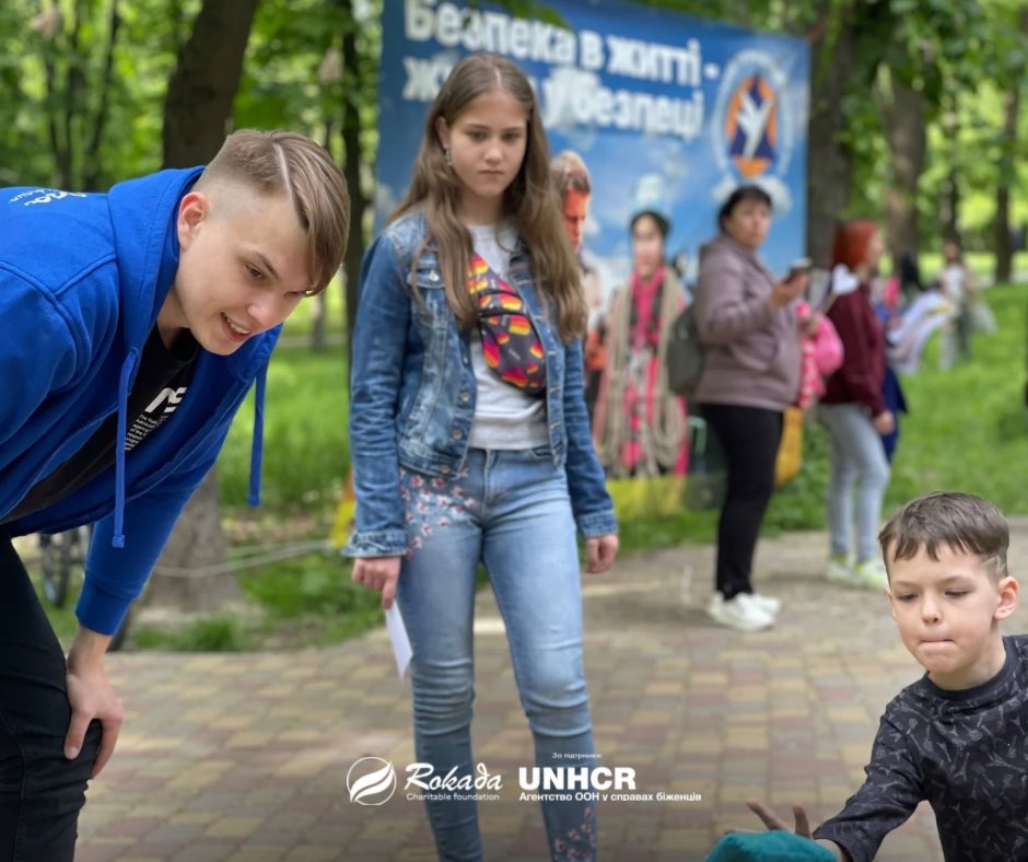 @ROKADA_CF with the financial support @UNHCRUkraine joined the Mother's Day quest! Refugees, internally displaced persons, and #Kyiv residents together with kids took part in tasks and master classes. The children congratulated their mothers with the crafts they made💚