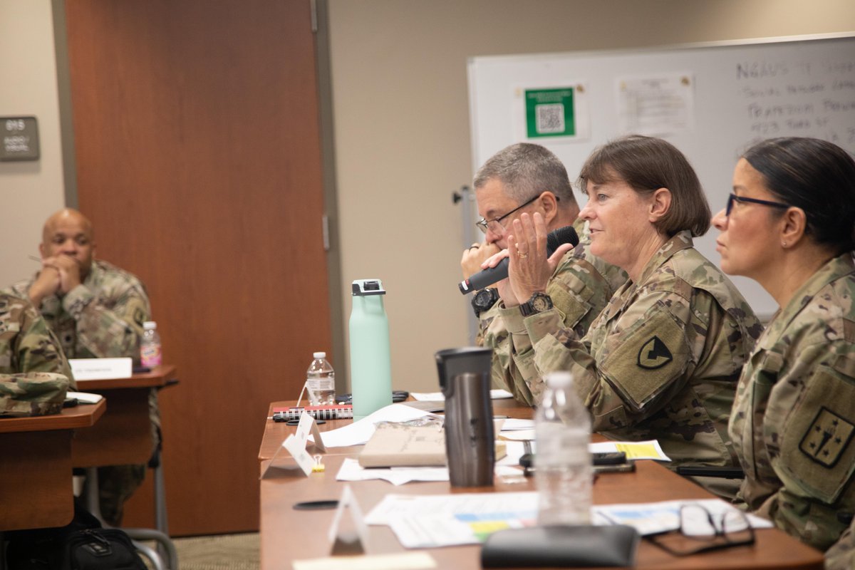 #ICYMI During U.S. Army Combined Arms Support Command's Sustainment Week, AMC's MG Rose & CASCOM's BG Smith hosted the Army National Guard Sustainment Forum, where units discussed maintenance culture, equipment management & other challenges affecting #ArmyReadiness.