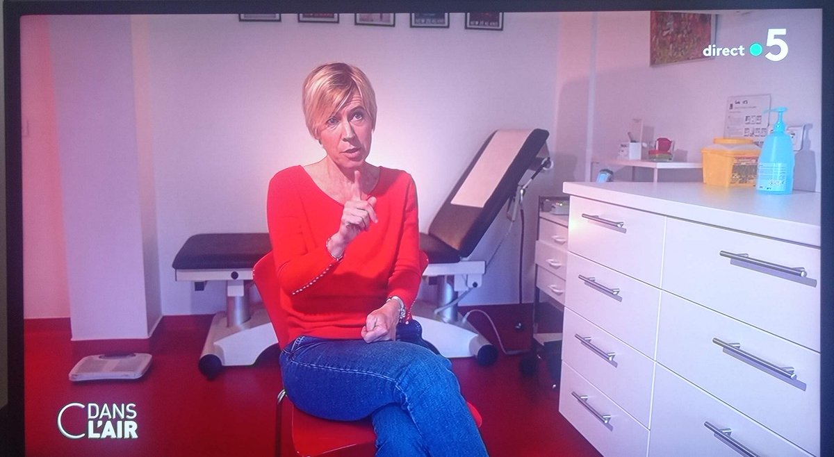 @ColDoct Oui, Chantal, le témoignage de ma collègue et amie @corinne_depagne pneumologue et tabacologue lyonnaise qui a eu le courage de témoigner sur @FranceTV dans @Cdanslair