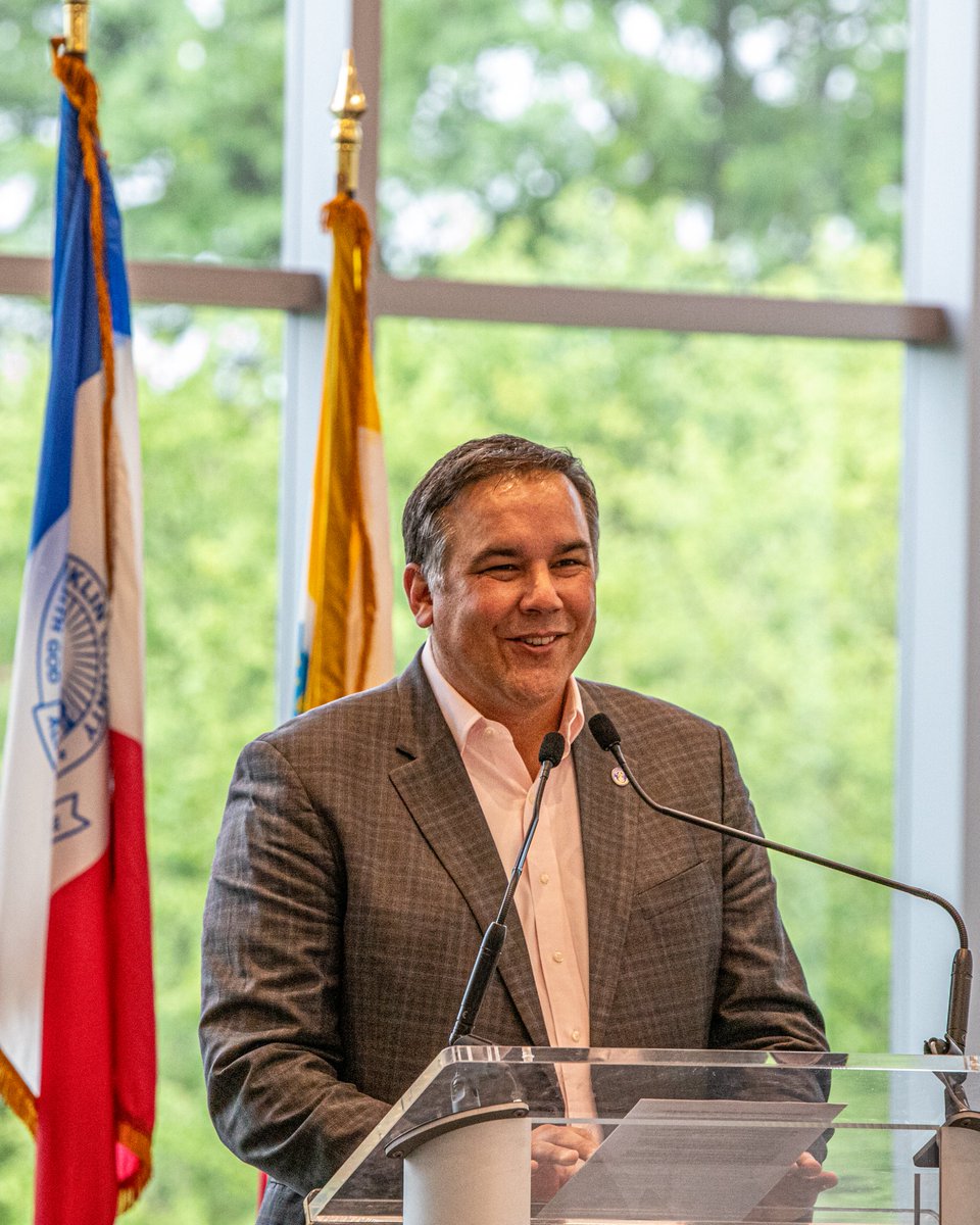 Whenever Mayor Ginther comes to pick up his library books, we set up a stage. Just in case he wants to deliver a passionate and encouraging speech to any passers-by
