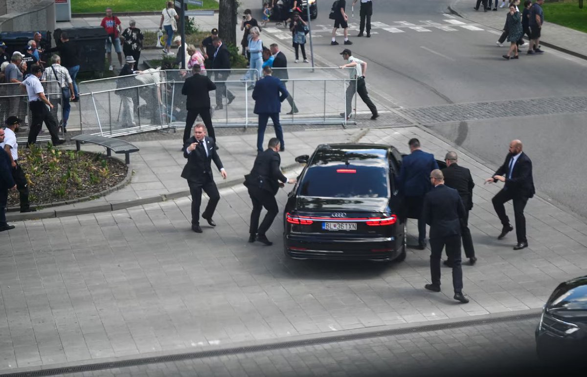 breaking: slovakia prime minister robert fico shot in an assassination attempt in handlova assailant has been detained.  fico has been taken to the hospital, in life threatening condition according to his office