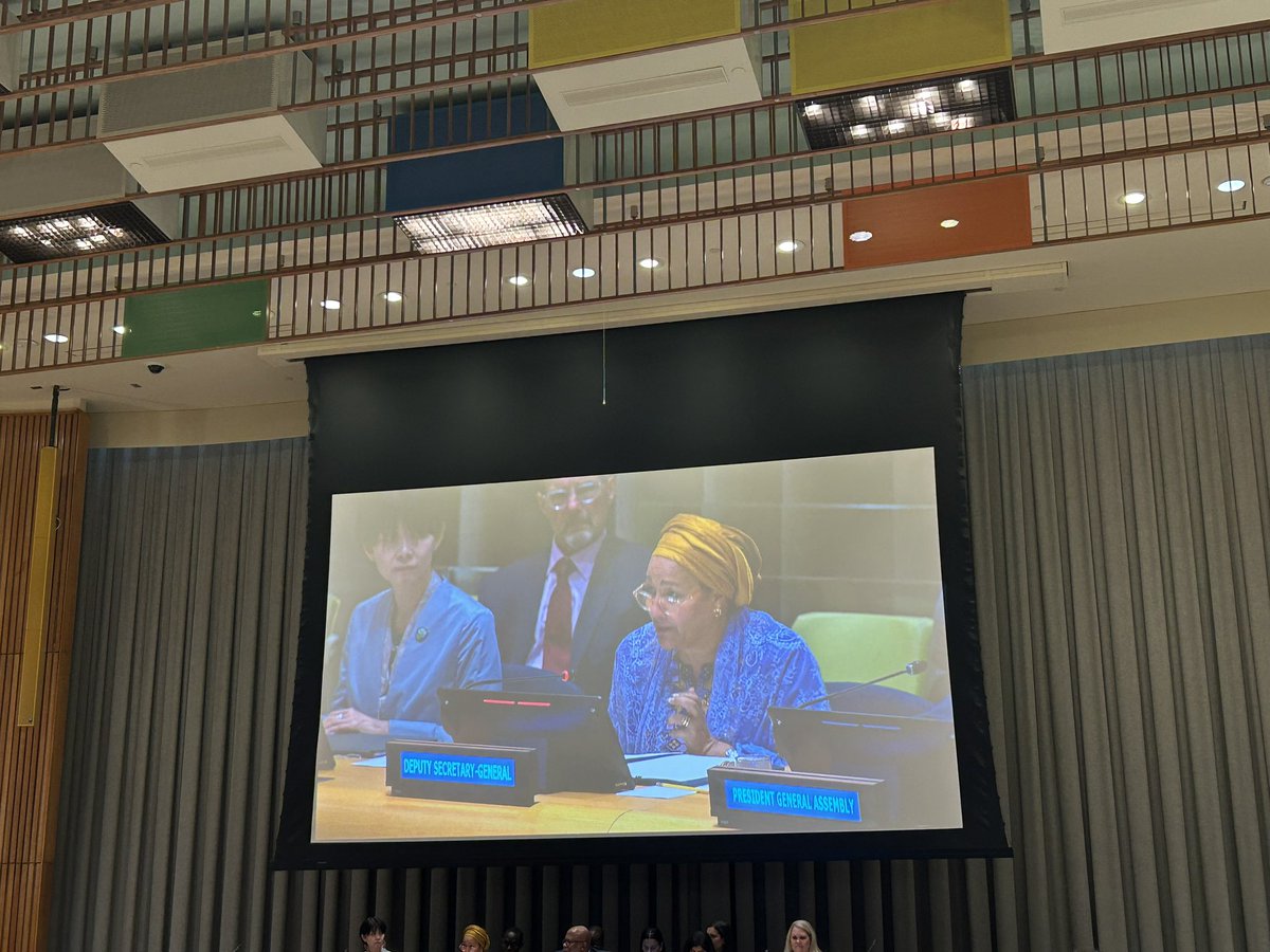 Watch live Multistakeholder Hearing on AMR webtv.un.org/en/asset/k1m/k…

Now Speaking: H.E @AminaJMohammed at the Multistakeholder Hearing on #AMR

#AntimicrobialResistance #YesWeCanEndTB