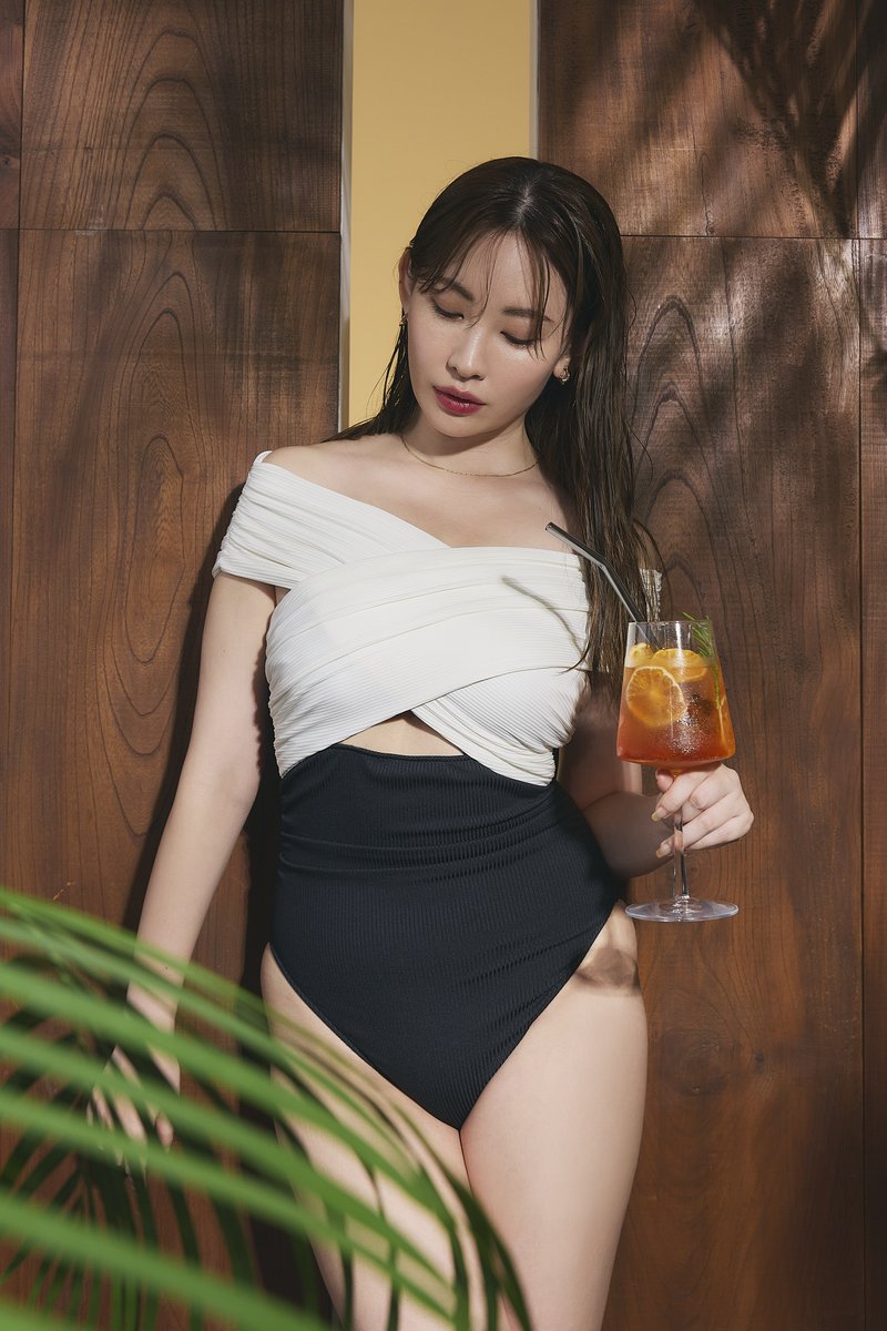 トップス herlipto 2Way Cut-Out Ribbed Swimwear 2Way Cut-Out Ribbed Swimwear（水着）｜Her lip to（ハーリップ