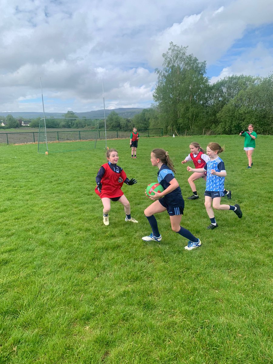 A great day in Derrygonnelly for the last of our P4 and P5 participation blitzes. Over 150 kids from St. Davogs Belleek, St. Patrick’s Derrygonnelly, St. Columban’s Belcoo, St Martin’s Garrison and Killyhommon Boho took part. 

Well done to all the Future Stars who Participated.