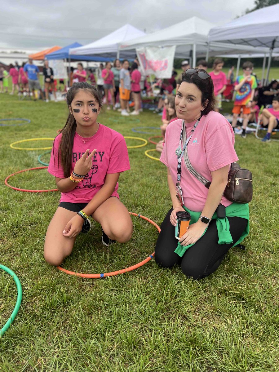 Our friends are so excited when their SHADES peeps show up to cheer them on for field day 💚 #shadesofdevelopment #brickeyshades #afterschoolalliance #beststaffever #SHADES