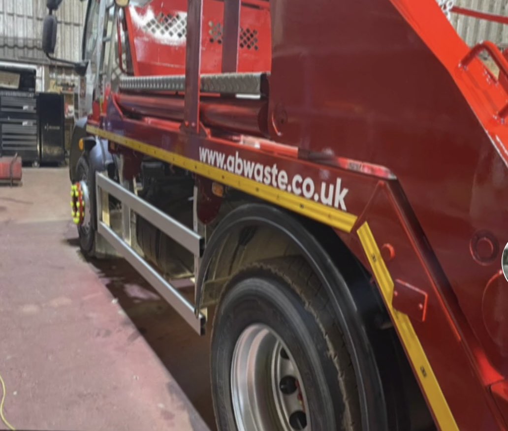 Skip skips skip! new lorry on the road! #mansfield #mansfieldwoodhouse  #skiphire #skiphiremansfield #sitemanagement #wastemanagement #northnotts #thankyou abwaste.co.uk