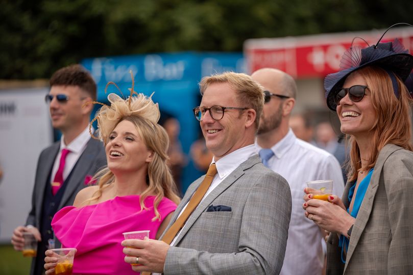 This weekend (Saturday 18th May) is the perfect opportunity for you to get the squad together for our Boyband Experience ft Undivided 💃 Join @DoncasterRaces for their first Summer Saturday Series!🐎 Plan your day here👉 bit.ly/4dGcnvl #DoncasterRaces