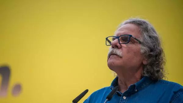 #12M El exdiputado de ERC Joan Tardà pide no bloquear la investidura de Illa.
El exportavoz en el Congreso rechaza apoyar a Carles Puigdemont y reclama una “oposición colaborativa” con el PSC.